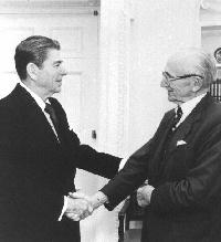 reagan_friedrichvonhayek1
